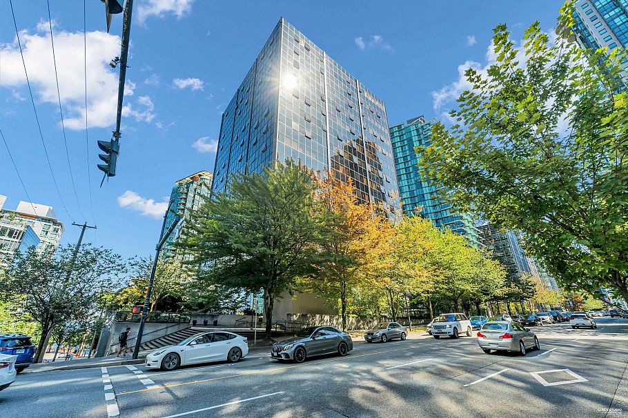 1113 1333 W Georgia Street Vancouver, BC - 24