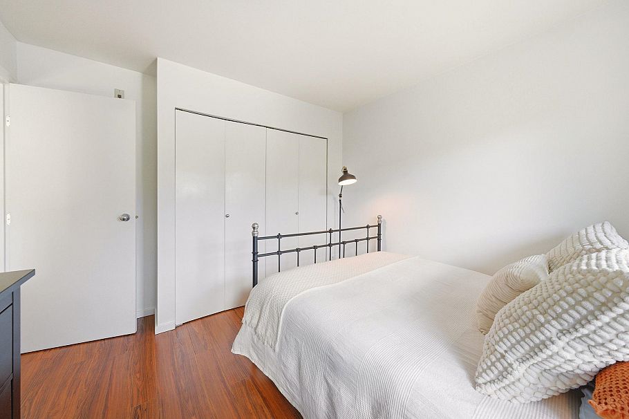 113 1111 Lynn Valley Road North Vancouver, BC - 17