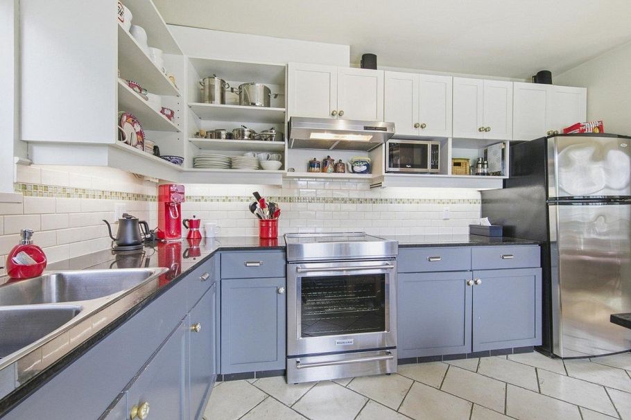 4508 W 12th Avenue Vancouver, BC - 12