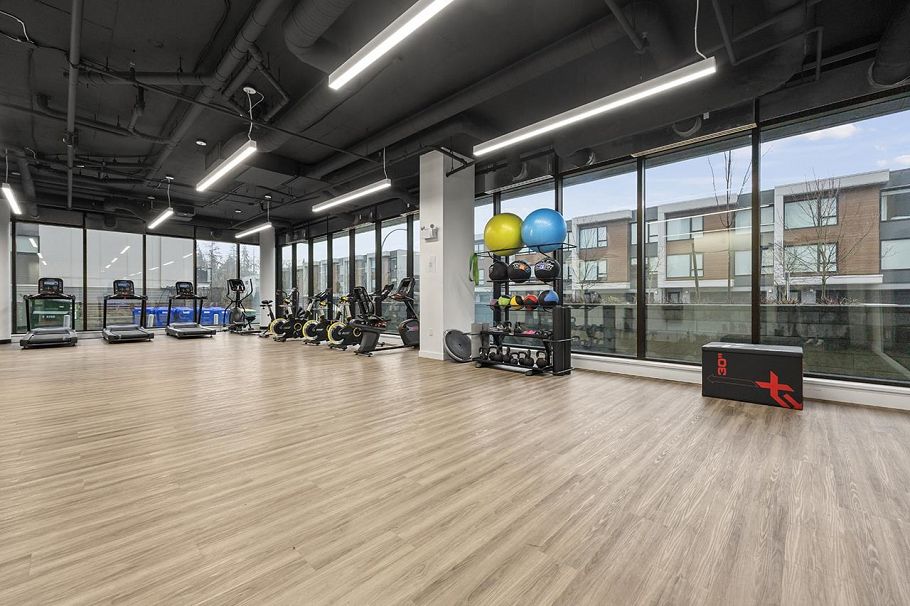 303 3596 Malsum Drive North Vancouver, BC - 17