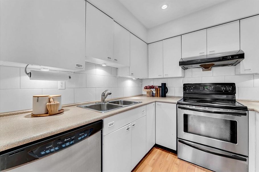 407 1476 W 10th Avenue Vancouver, BC - 10