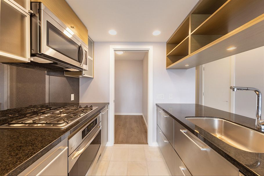 907 833 Seymour Street Vancouver, BC - 7