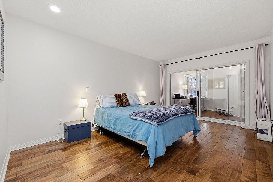 104 1500 Ostler Court North Vancouver, BC - 20