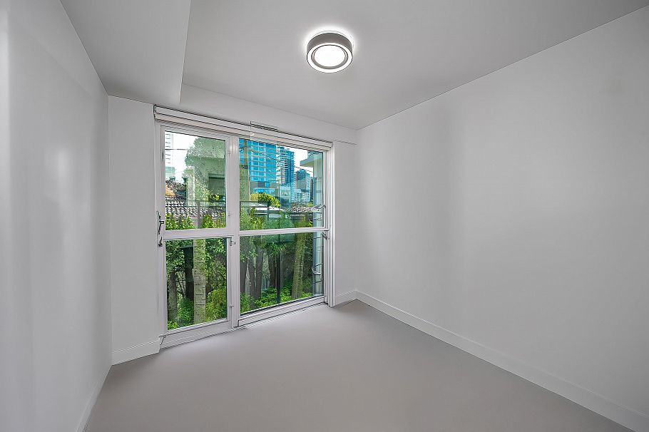 106 458 W 63rd Avenue Vancouver, BC - 17