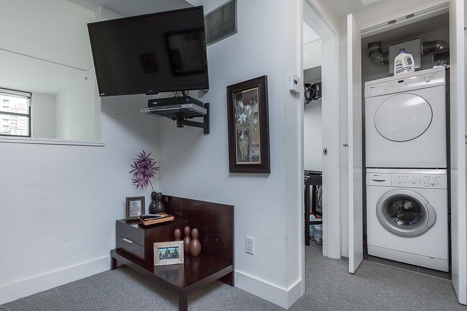 104 1168 Richards Street Vancouver, BC - 9