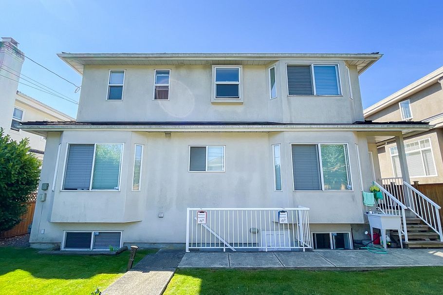 219 W 42nd Avenue Vancouver, BC - 15