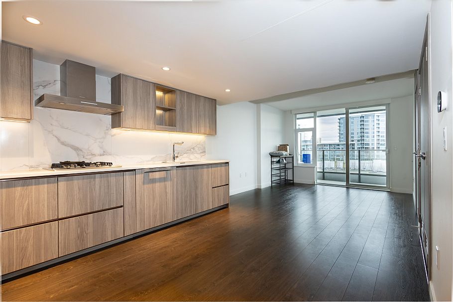 605 8555 Capstan Way Richmond, BC - 6