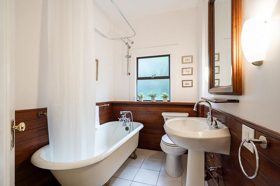 4338 W 2nd Avenue Vancouver, BC - 17