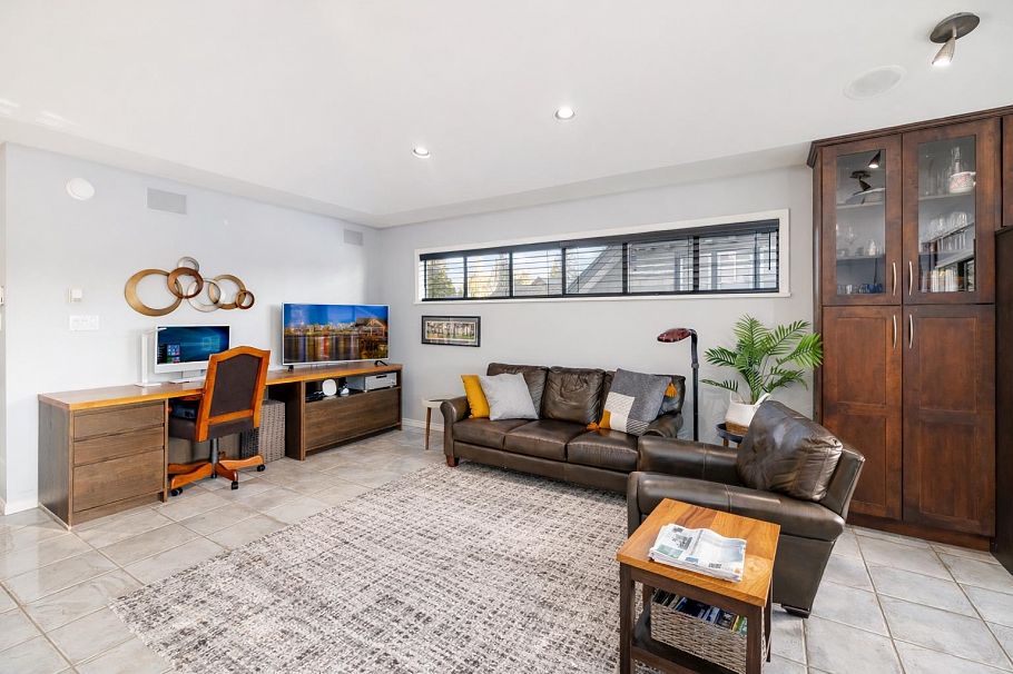 4198 Sunset Boulevard North Vancouver, BC - 25