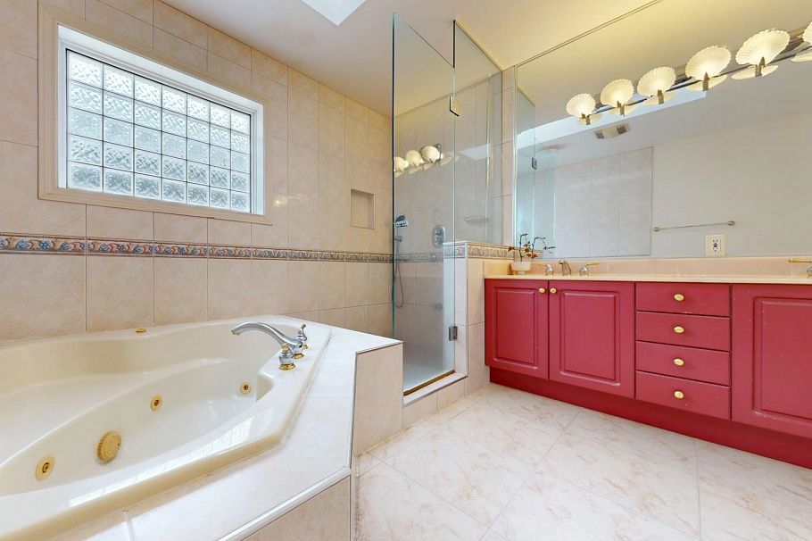 1926 W 62nd Avenue Vancouver, BC - 20