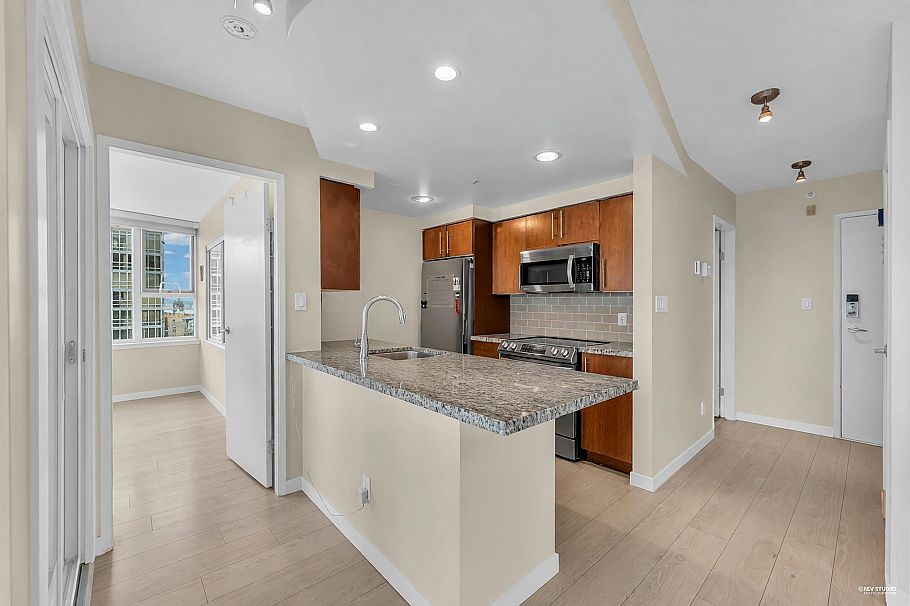 2901 1008 Cambie Street Vancouver, BC - 17