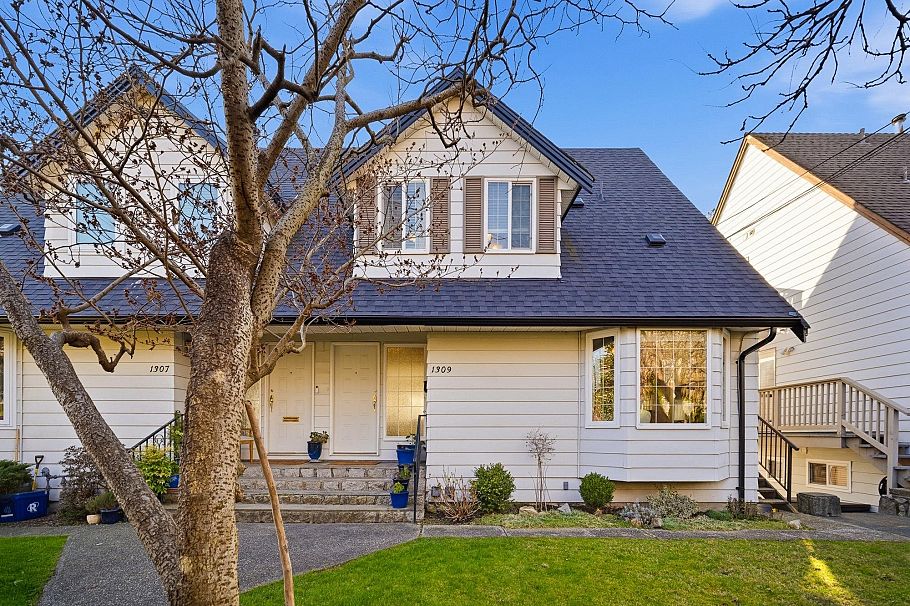 1309 Mahon Avenue North Vancouver, BC - 2