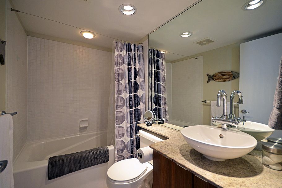 601 989 Beatty Street Vancouver, BC - 4