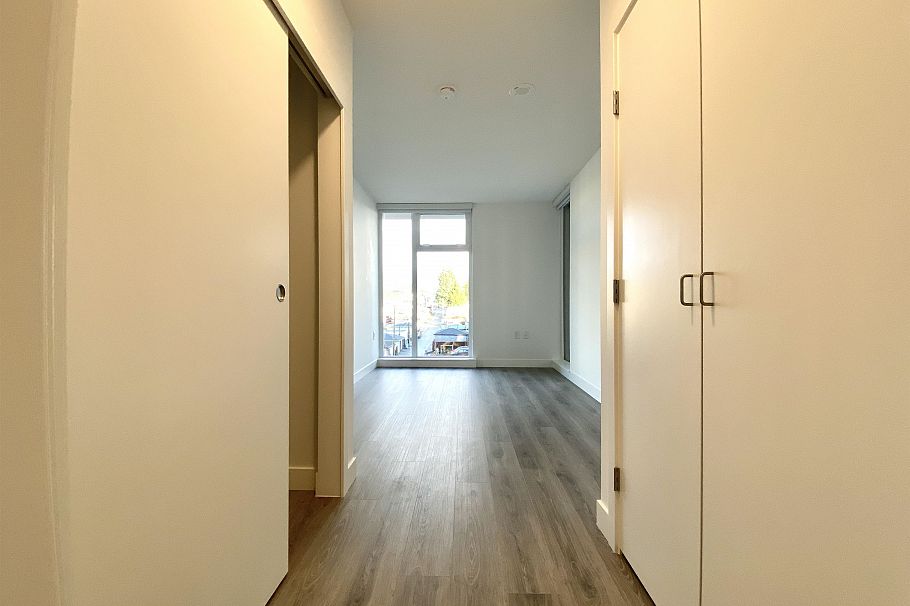 5xx 8181 CHESTER STREET, Vancouver BC V5X 0J9 Vancouver, BC - 8