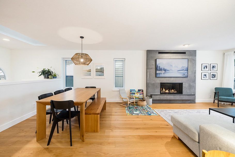 3985 Frames Place North Vancouver, BC - 6