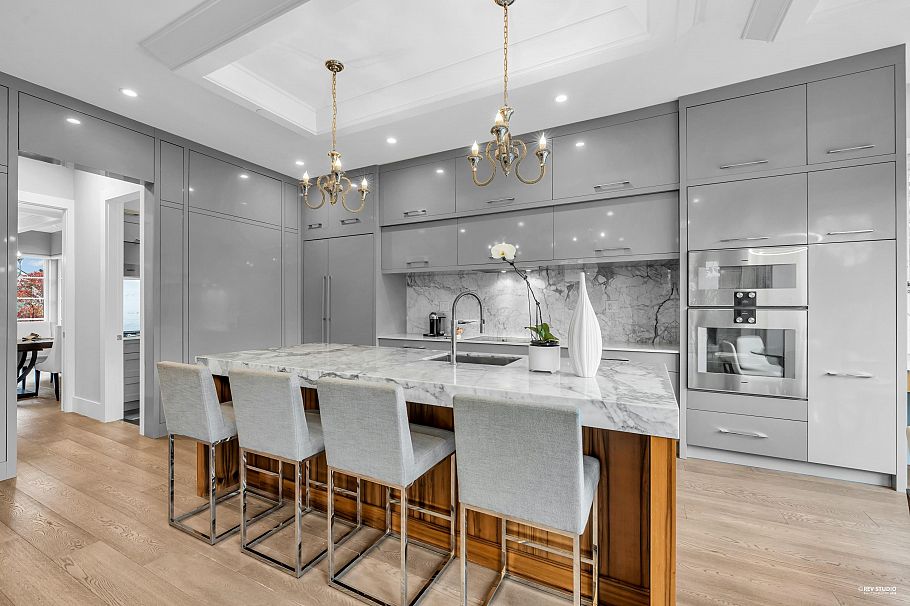 2820 W 32nd Avenue Vancouver, BC - 8