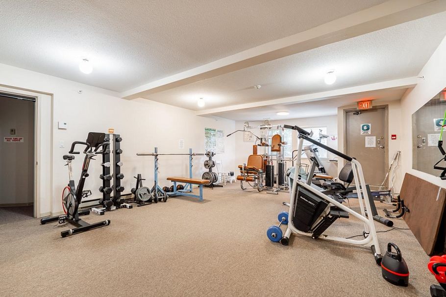 111 1236 W 8th Avenue Vancouver, BC - 30