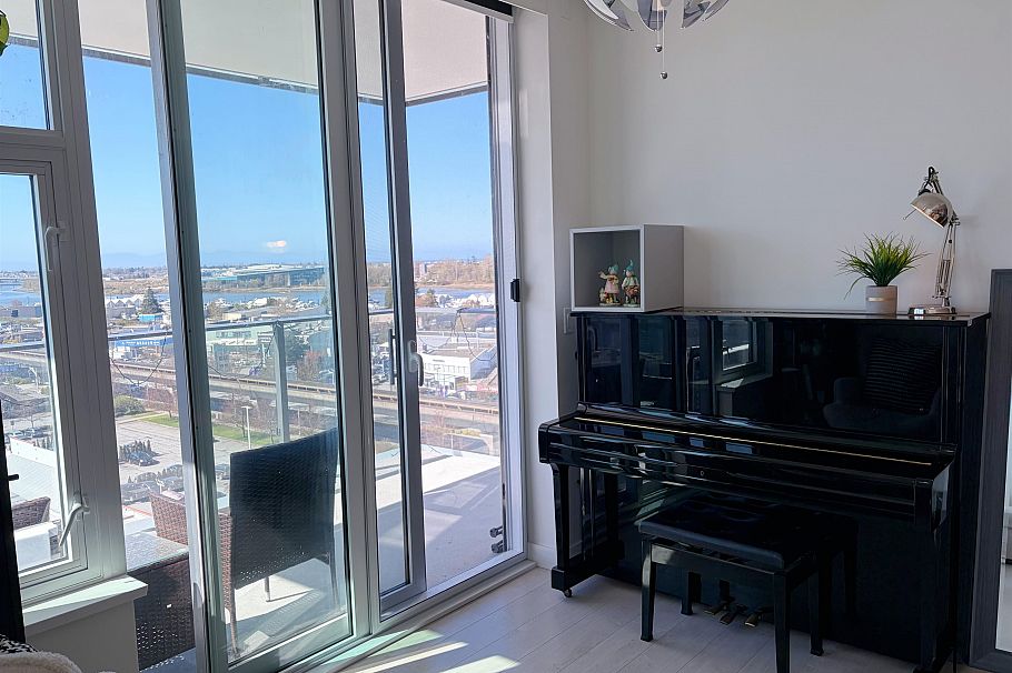 1001 8611 Hazelbridge Way Richmond, BC - 5