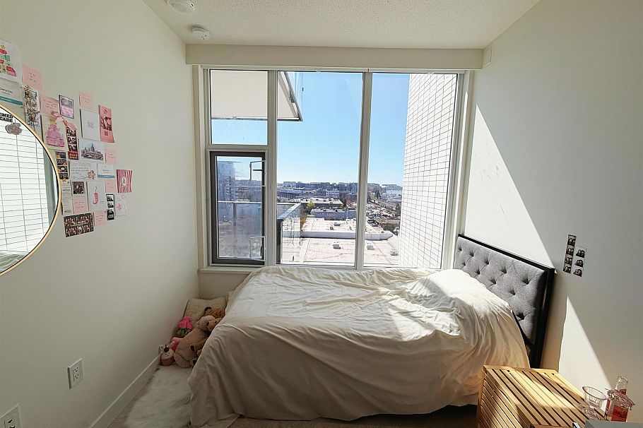 1001 8611 Hazelbridge Way Richmond, BC - 12