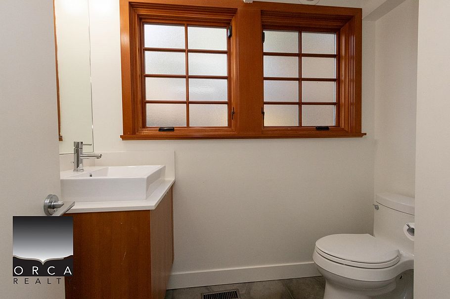 466 BRAND STREET, North Vancouver BC V7N 1G1 North Vancouver, BC - 8