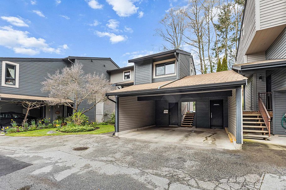 7363 Kokanee Place Vancouver, BC - 2
