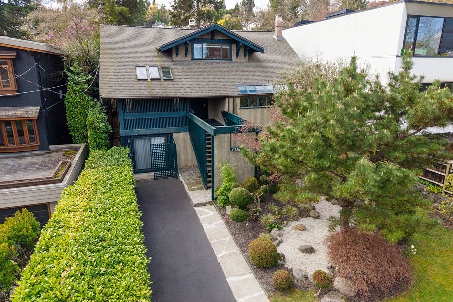 4338 W 2nd Avenue Vancouver, BC - 1