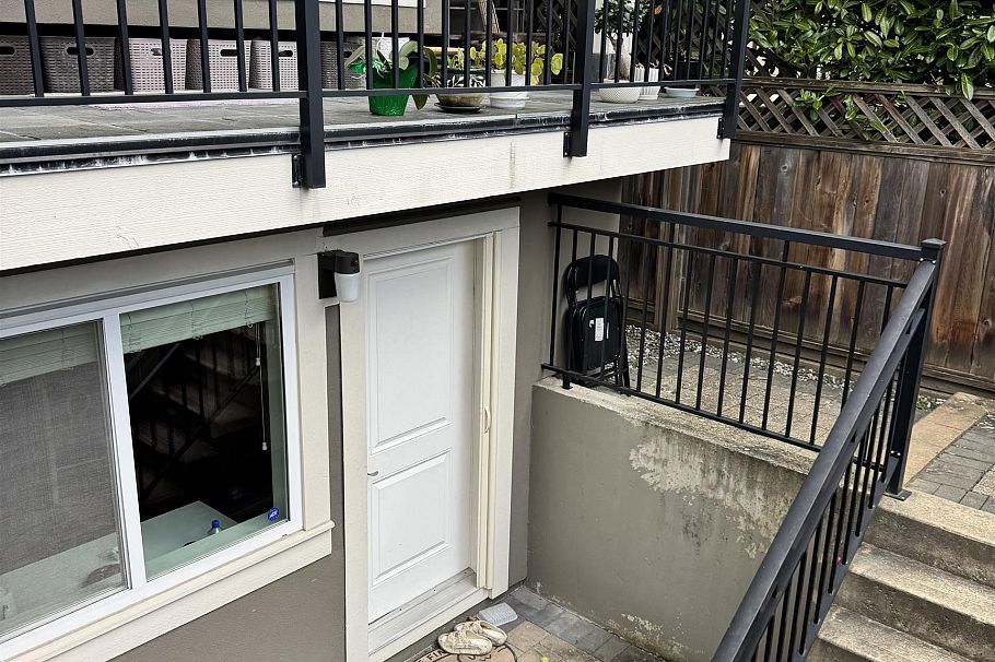 2948 W 32 AVENUE, Vancouver BC V6L 2B7 Vancouver, BC - 1