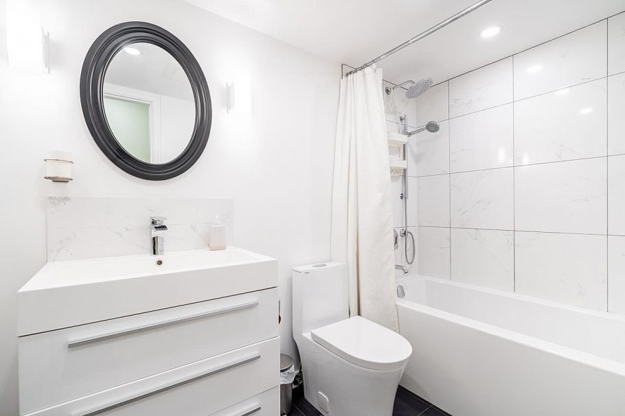 111 1236 W 8th Avenue Vancouver, BC - 24