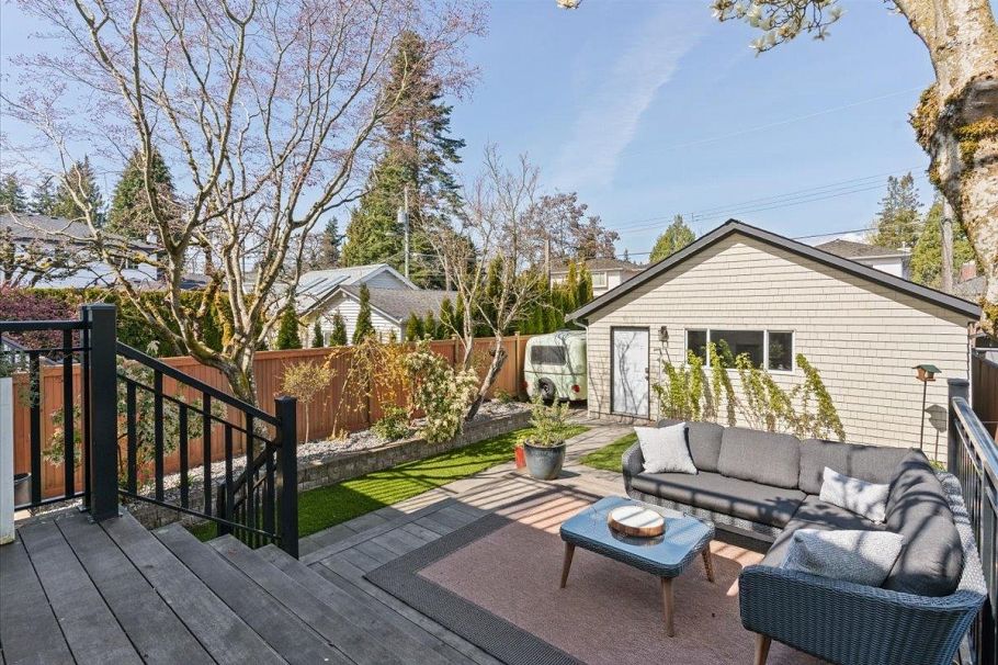 2755 W 42nd Avenue Vancouver, BC - 32