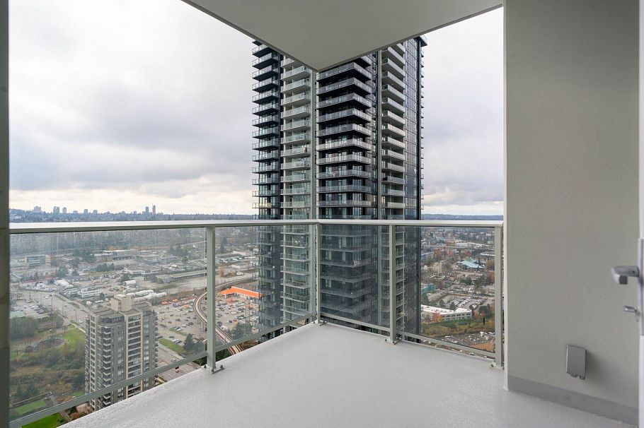 3201 4168 Lougheed Highway Burnaby, BC - 13