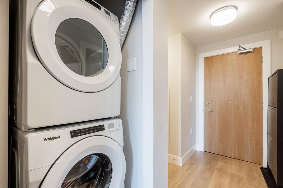 713 3451 Sawmill Crescent Vancouver, BC - 24