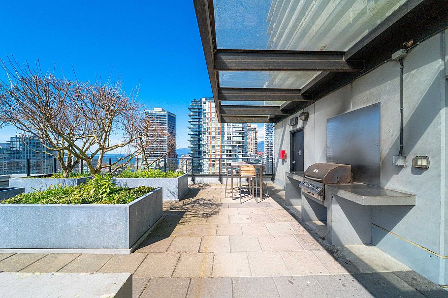 1703 1325 Rolston Street Vancouver, BC - 29