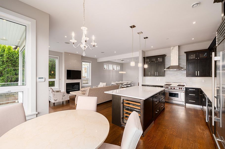 4341 W 3rd Avenue Vancouver, BC - 21