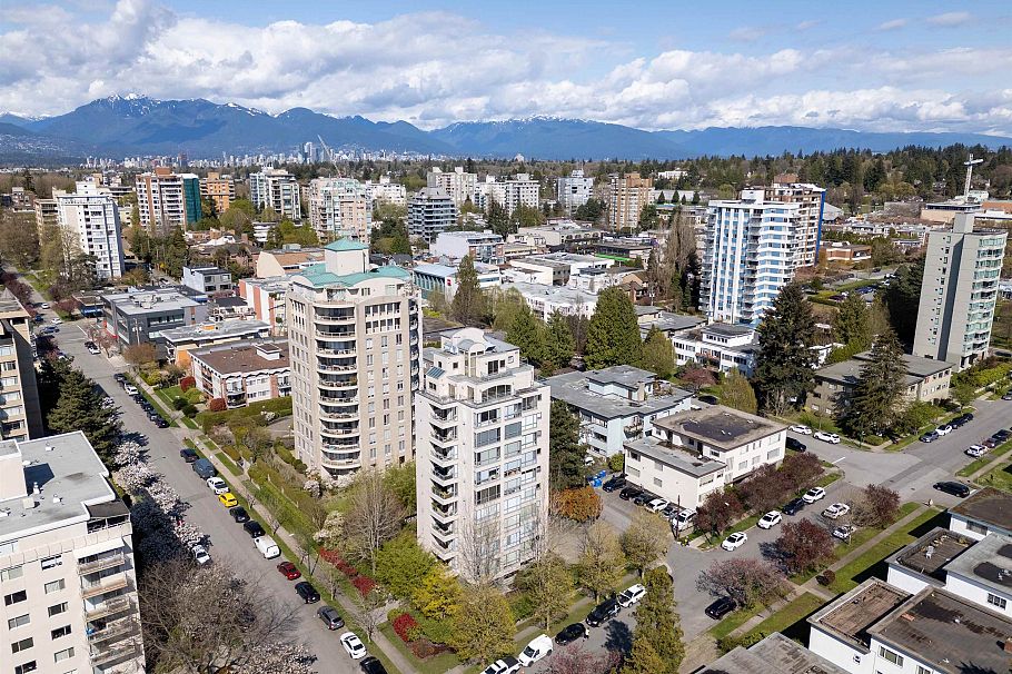 5890 Balsam Street Vancouver, BC - 2