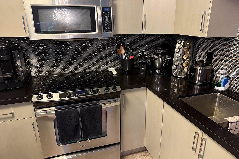 117 2416 W 3rd Avenue Vancouver, BC - 6