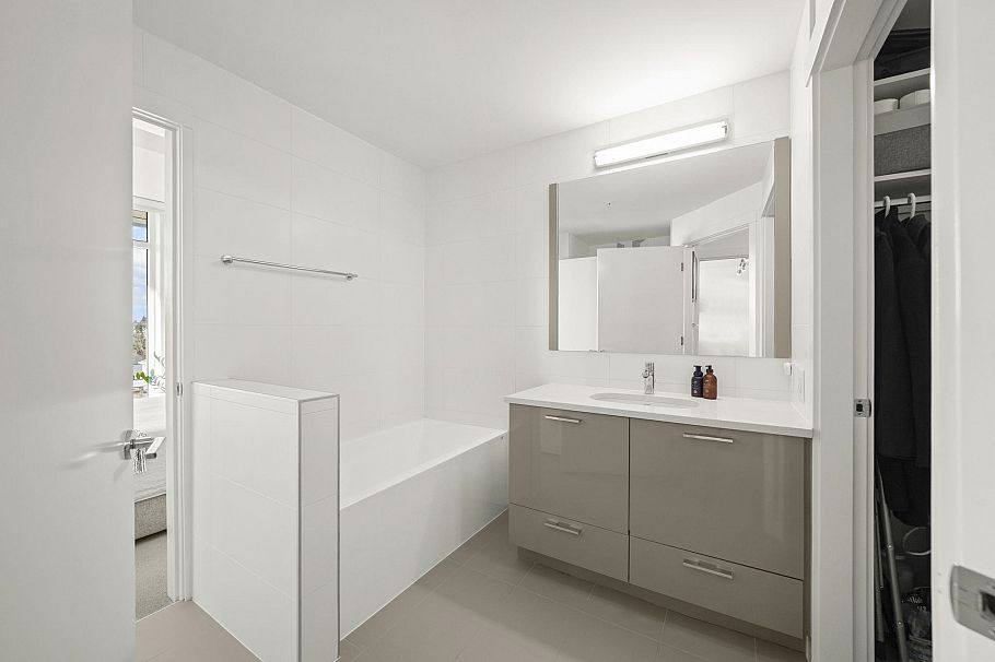 401 4171 Cambie Street Vancouver, BC - 25