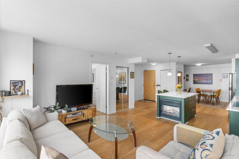 310 1155 Seymour Street Vancouver, BC - 6