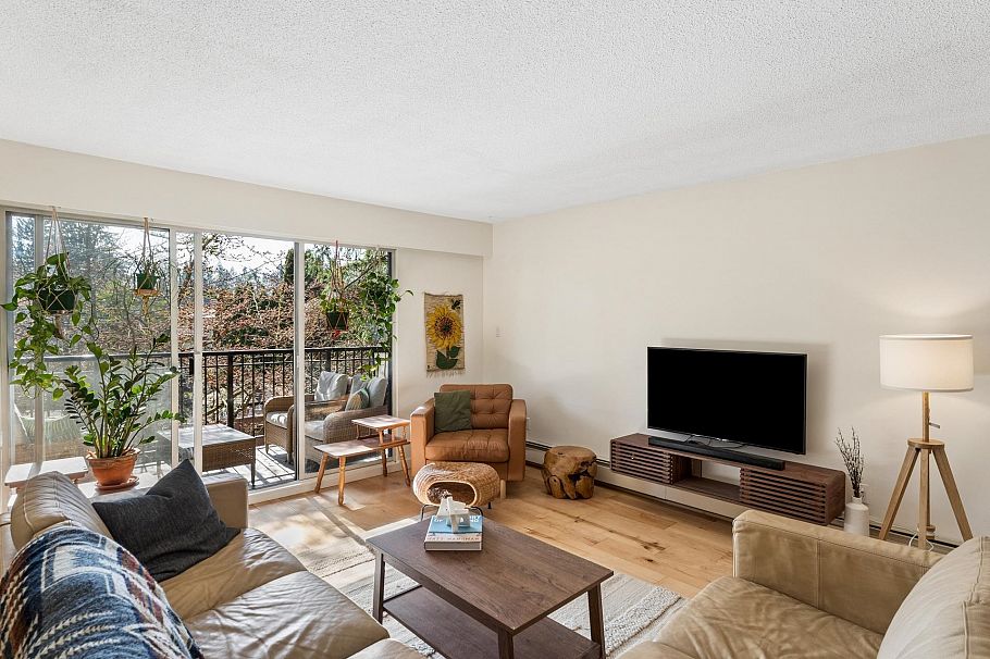 211 1385 Draycott Road North Vancouver, BC - 3