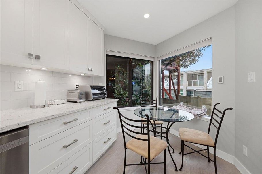 101 1005 W 7th Avenue Vancouver, BC - 4