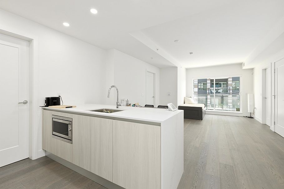 205 488 W 58th Avenue Vancouver, BC - 7