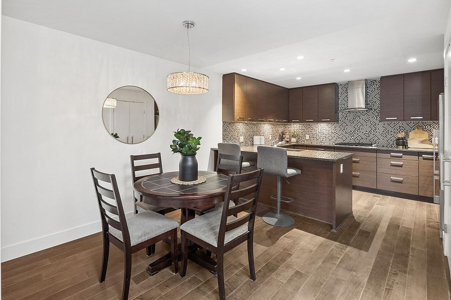 406 210 W 13 Street North Vancouver, BC - 6