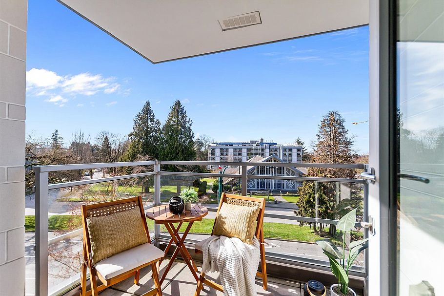 302 4908 Cambie Street Vancouver, BC - 18