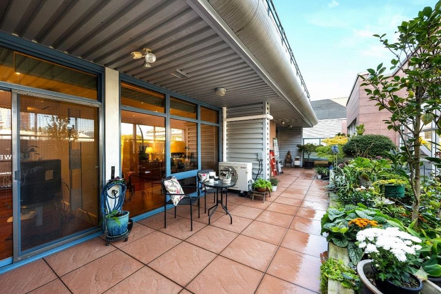 202 1750 W 2nd Avenue Vancouver, BC - 3