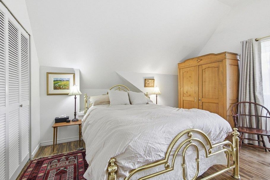 4508 W 12th Avenue Vancouver, BC - 20