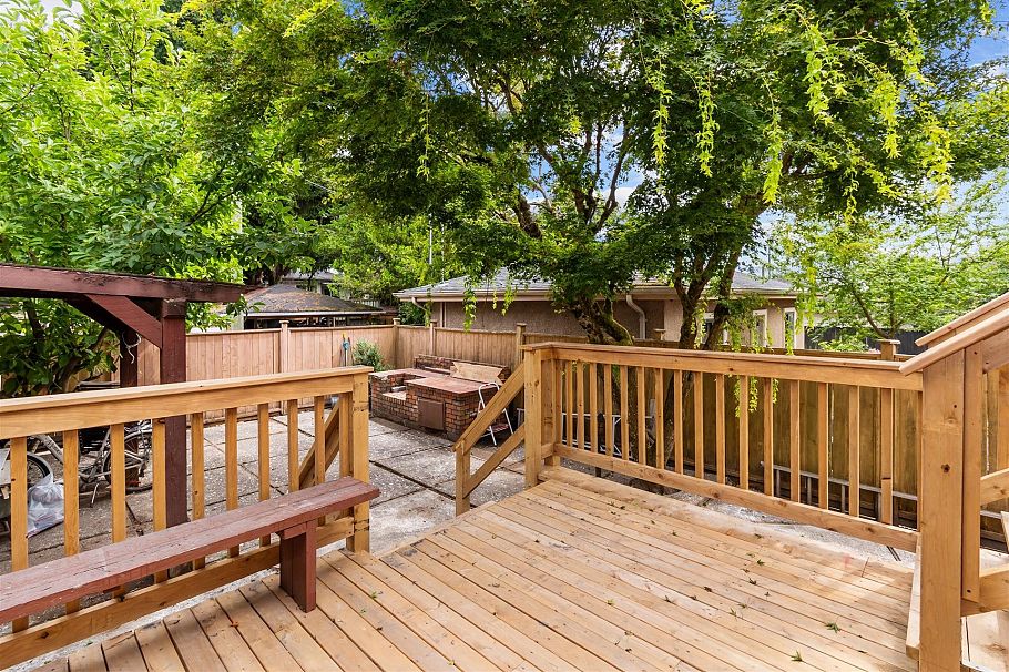 5564 Elizabeth Street Vancouver, BC - 19