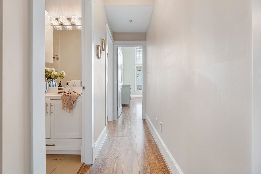 308 Seymour River Place North Vancouver, BC - 19