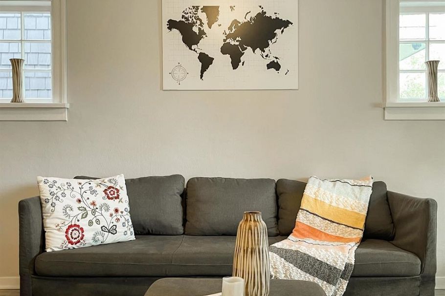 3093 W 29th Avenue Vancouver, BC - 4