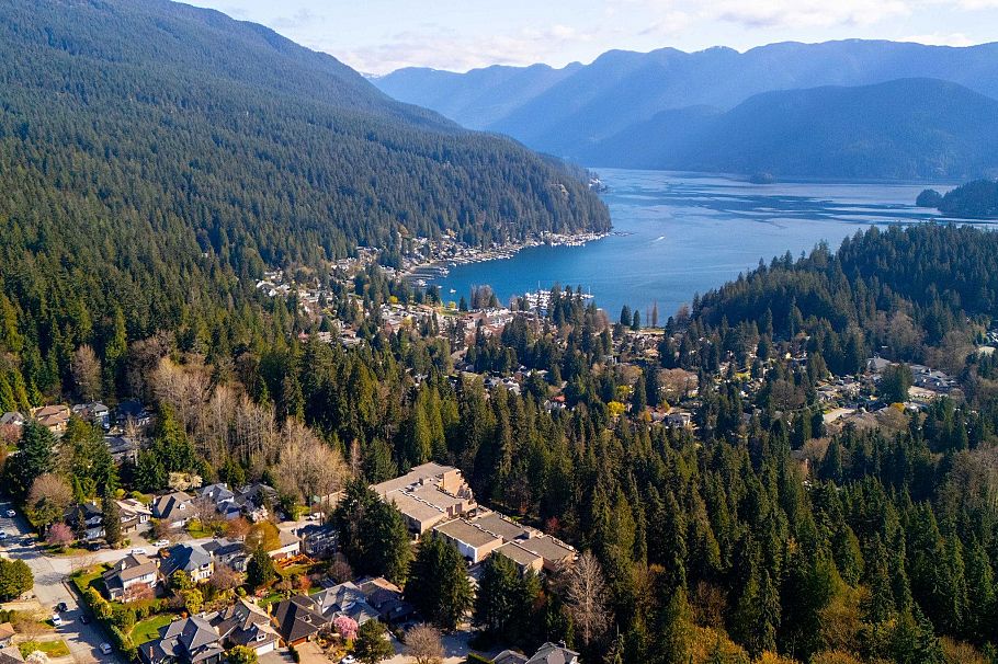 104 1500 Ostler Court North Vancouver, BC - 5