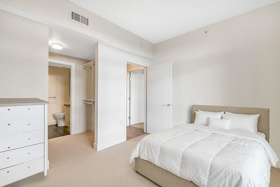 3559 E Kent Avenue North Vancouver, BC - 7