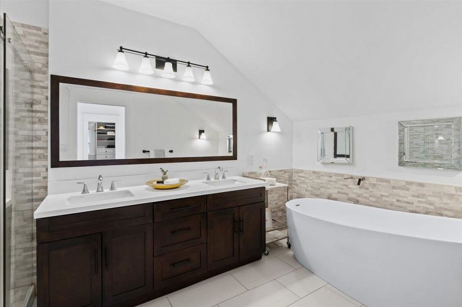 2755 W 42nd Avenue Vancouver, BC - 17